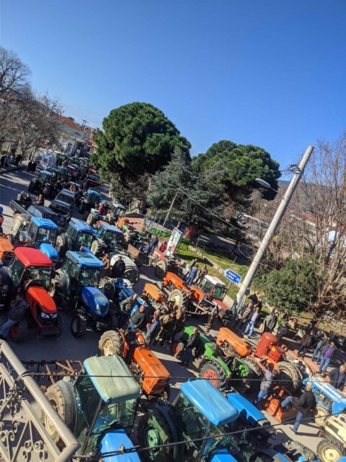 Γιορτή Μήλου με αγροτική κινητοποίηση στην Αγιά – Στο επίκεντρο οι αποζημιώσεις και τα οξυμένα προβλήματα