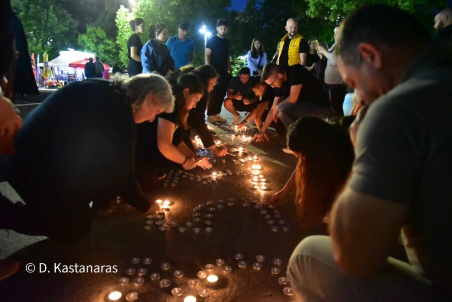 Λάρισα: Ένα κεράκι για τη Γενοκτονία των Ελλήνων του Πόντου