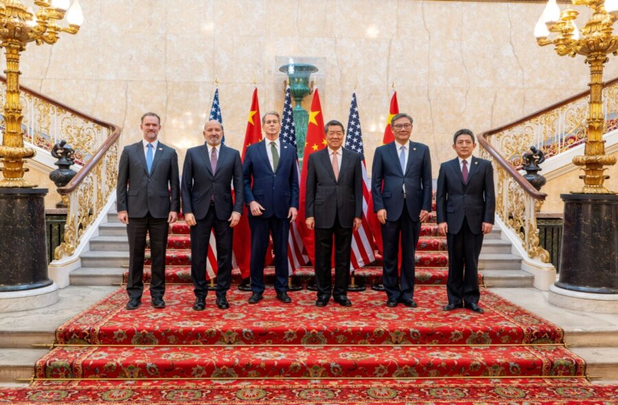 U.S. Treasury Secretary Scott Bessent and Chinese vice premier He Lifeng pose for a photo with U.S. Trade Representative Jamieson Greer, U.S. Secretary of Commerce Howard Lutnick, Chinese Commerce Minister Wang Wentao, and China's International Trade Representative and Vice Minister of Commerce Li Chenggang, in London, Britain June 9, 2025. United States Treasury/Handout via REUTERS    THIS IMAGE HAS BEEN SUPPLIED BY A THIRD PARTY