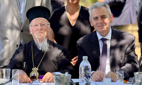 Εσπερινός και Λειτουργία στο εξωκκλήσι της Αγίας Παρασκευής
