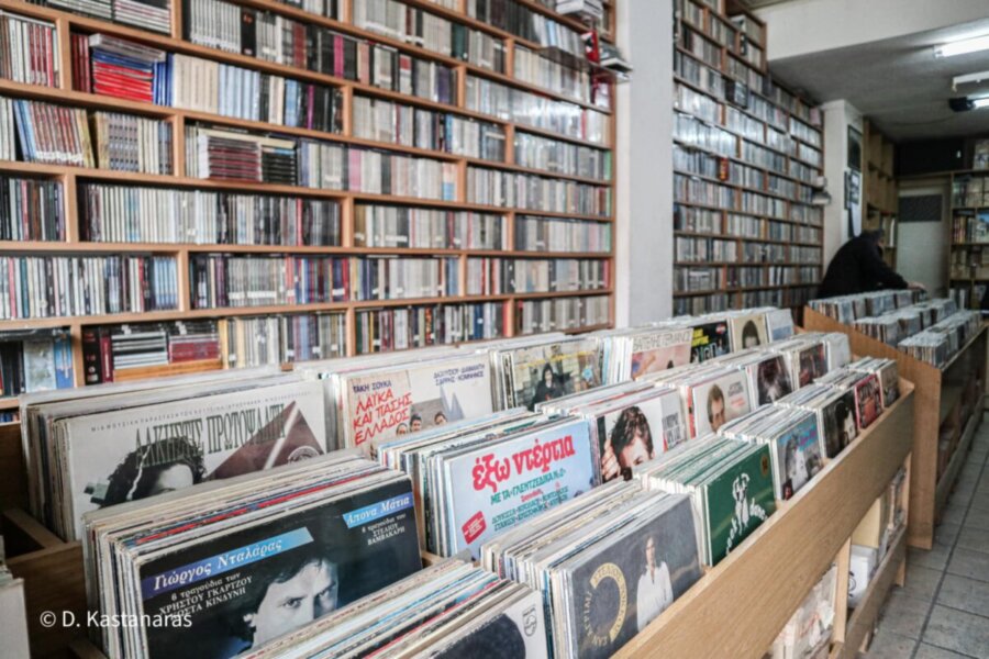 Τα τελευταία δισκάδικα της Λάρισας