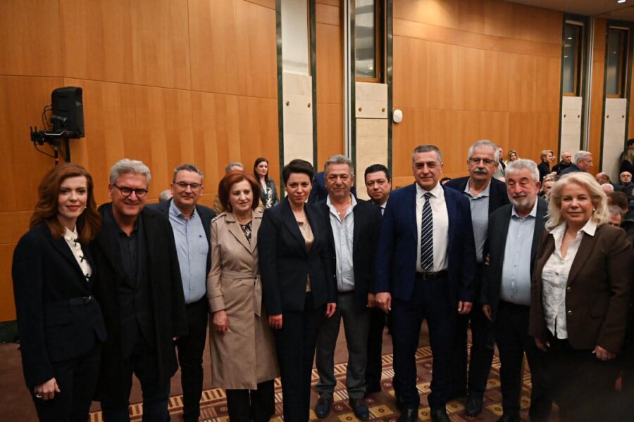 Πλήθος κόσμου στον απολογισμό της Περιφέρειας Θεσσαλίας για τον ν. Λάρισας (φωτό-βίντεο)