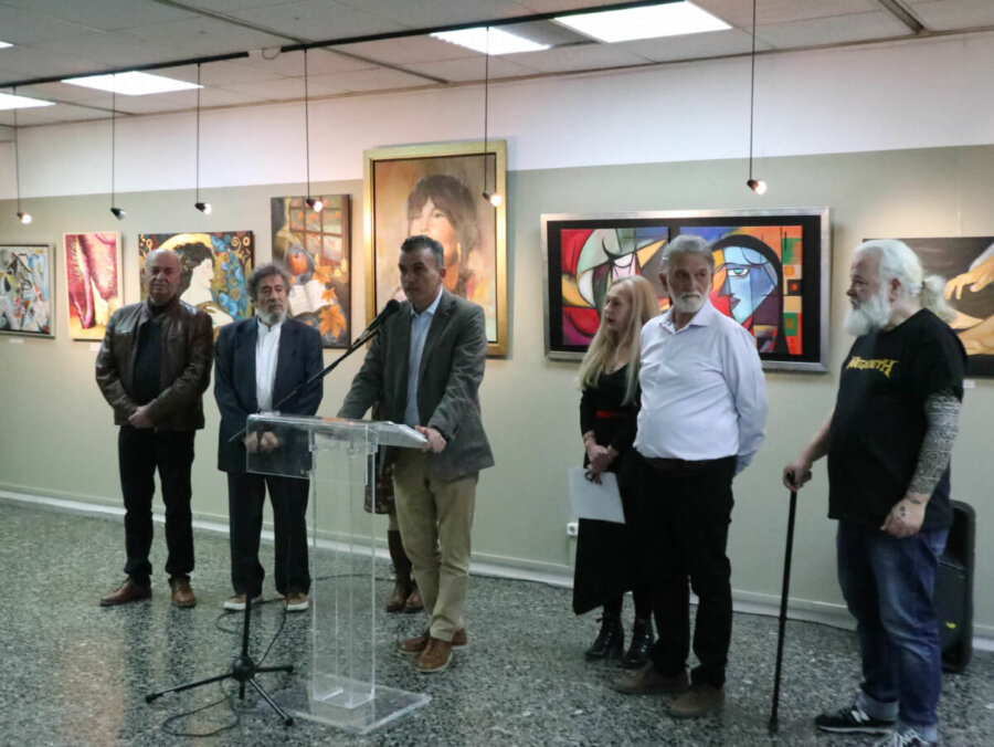 Εγκαινιάστηκε η έκθεση εικαστικών δημιουργημάτων με θέμα “Ελεύθερη Έκφραση” (ΦΩΤΟ)