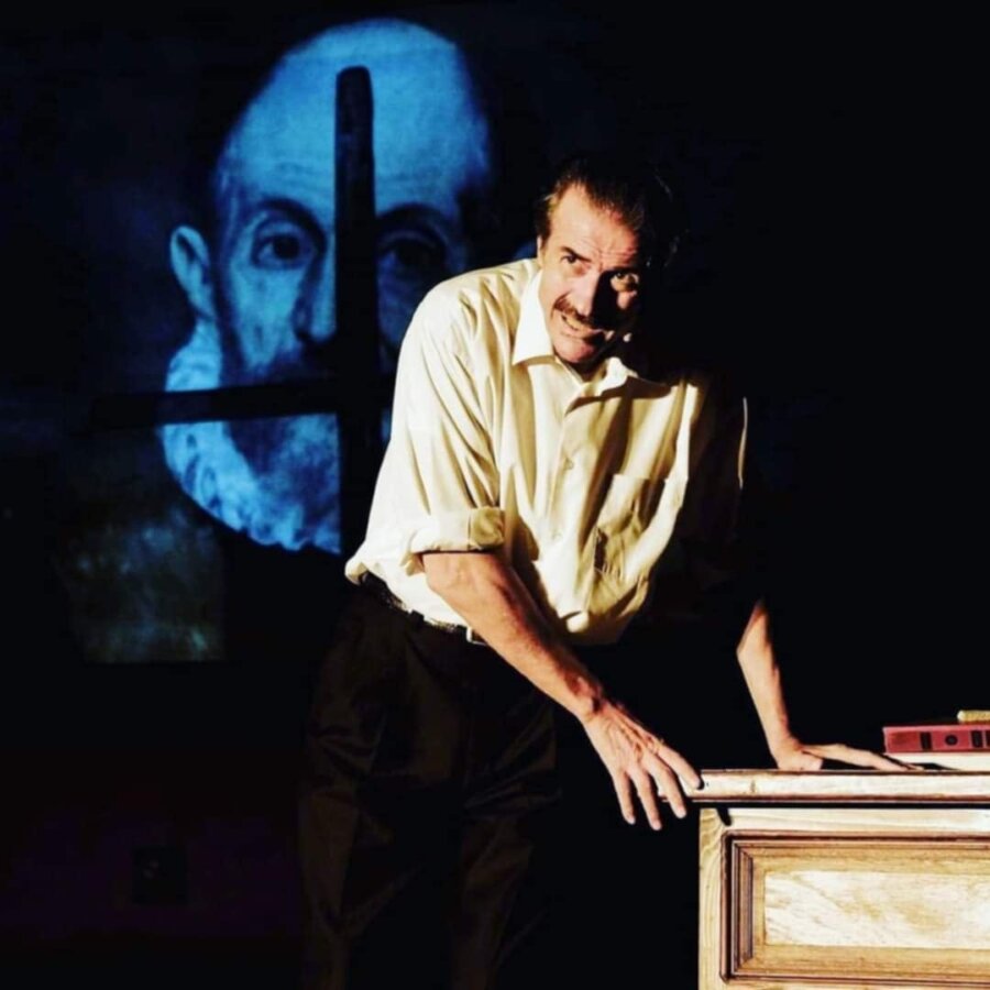 Τάκης Χρυσικάκος στη LarissaPress: «Έχω βαθύ δέσιμο με αυτή την πόλη και το Θεσσαλικό Θέατρο»