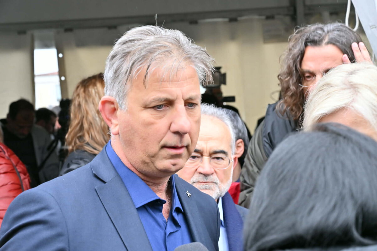 Συγκλονίζει ο πατέρας του Γεράσιμου: Το παιδί μου ζει στο σκοτάδι… (VIDEO)