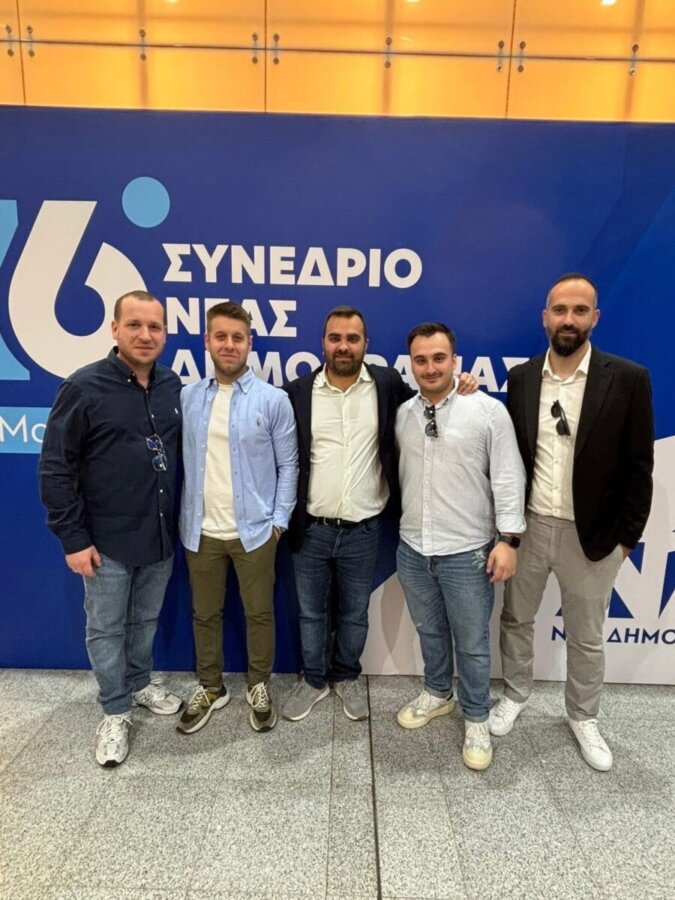 Οι… νικητές της γαλάζιας νεολαίας στη Λάρισα