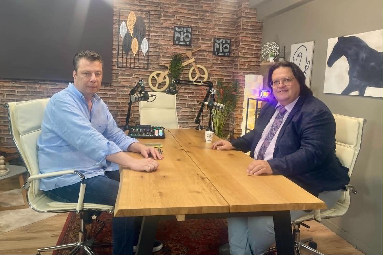 Θωμάς Παπαλιάγκας OnAir: Οι νέοι άνθρωποι δεν πιστεύουν στην πολιτική