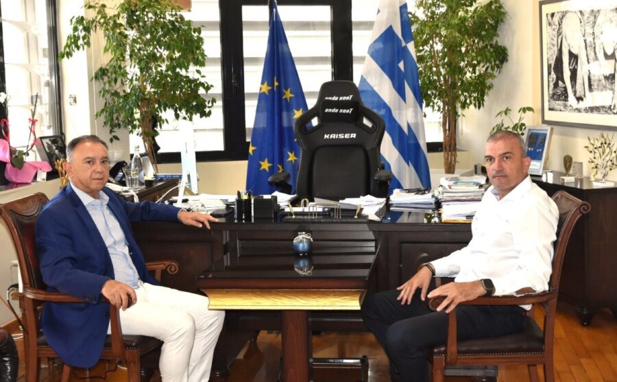 Συνάντηση Θ. Μαμάκου-Χ. Κέλλα με επίκεντρο έργα και παρεμβάσεις στη Λάρισα – Στο επίκεντρο αγροτική οδοποιία και χρηματοδοτήσεις