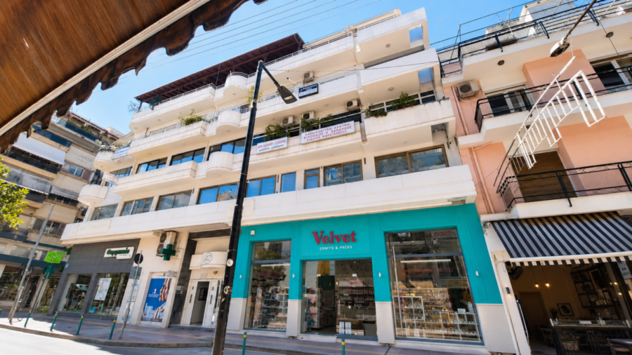 Επαγγελματική στέγη: Ενοικιάζεται γραφείο στο κέντρο της Λάρισας
