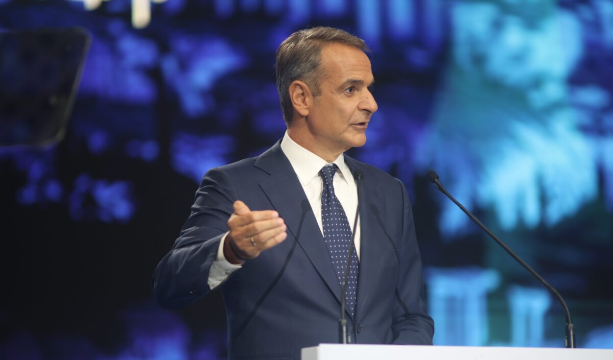 Η στρατηγική Μητσοτάκη στον δρόμο προς τις κάλπες: Τα σκληρά διλήμματα στο εκλογικό σώμα